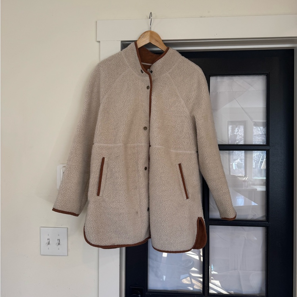 Old navy Women's Cream Sherpa Jacket with Brown Accents